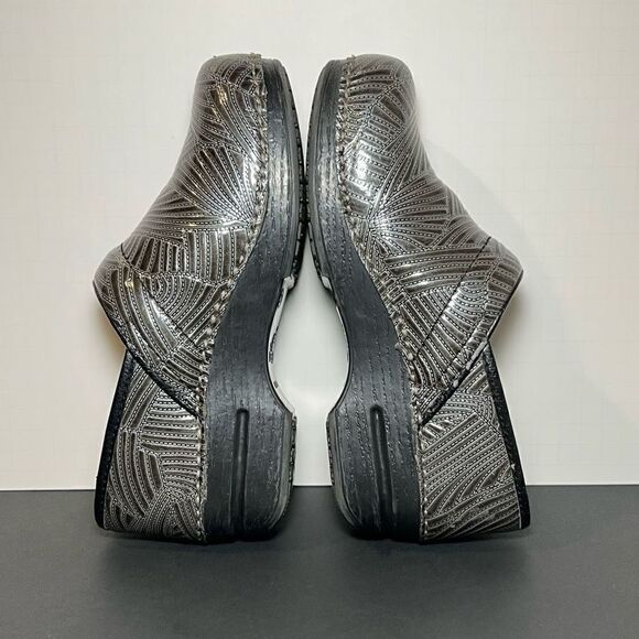 Womens DANSKO XP Professional Grey Textured Stripe Pattern Clogs / Size 7.5-8 - Picture 8 of 9